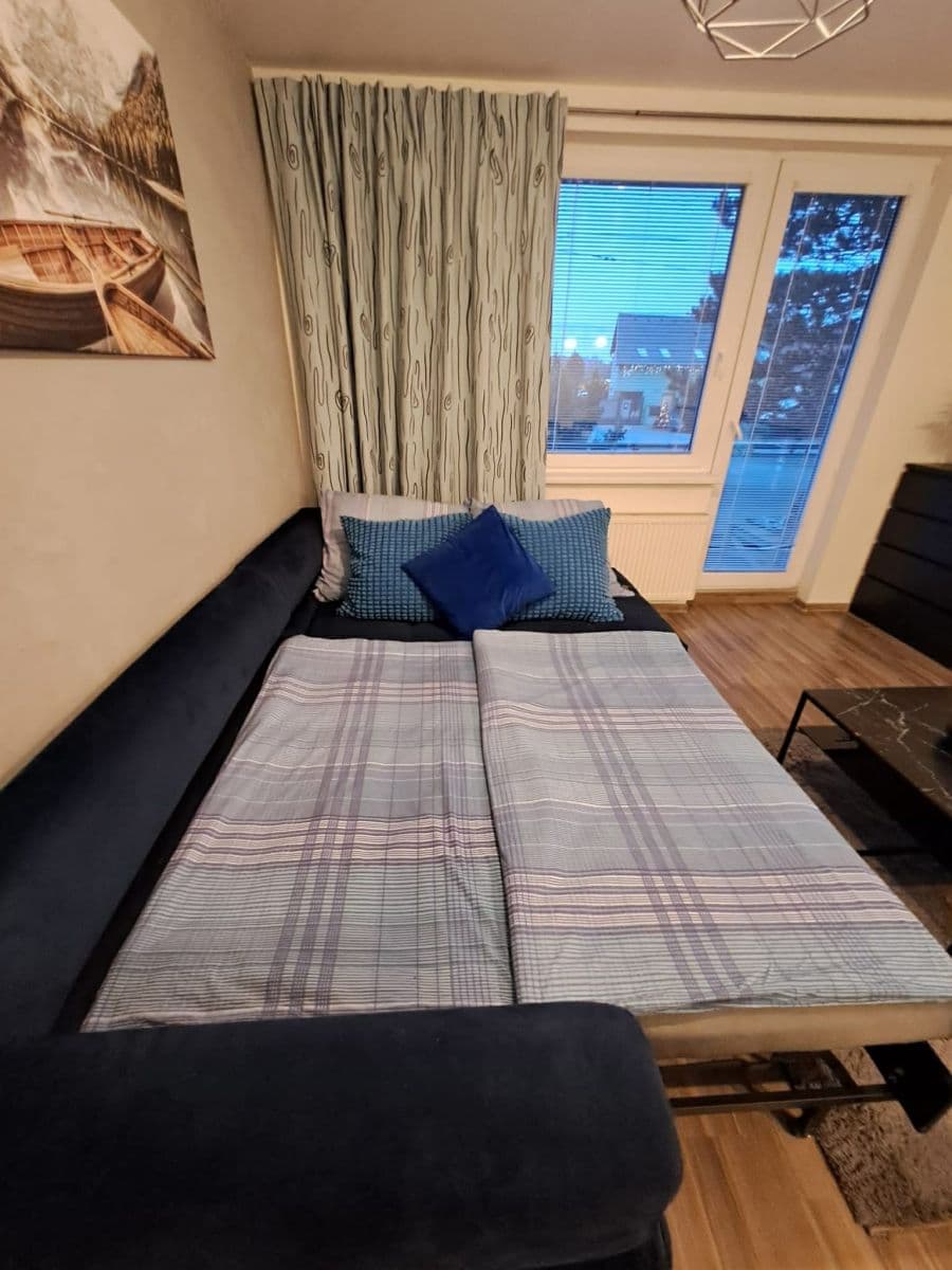 Prenájom bytu 60 m², Na Drážce, Pardubice, Pardubický kraj Prenájom bytu 60 m², Na Drážce, Pardubice, Pardubický kraj