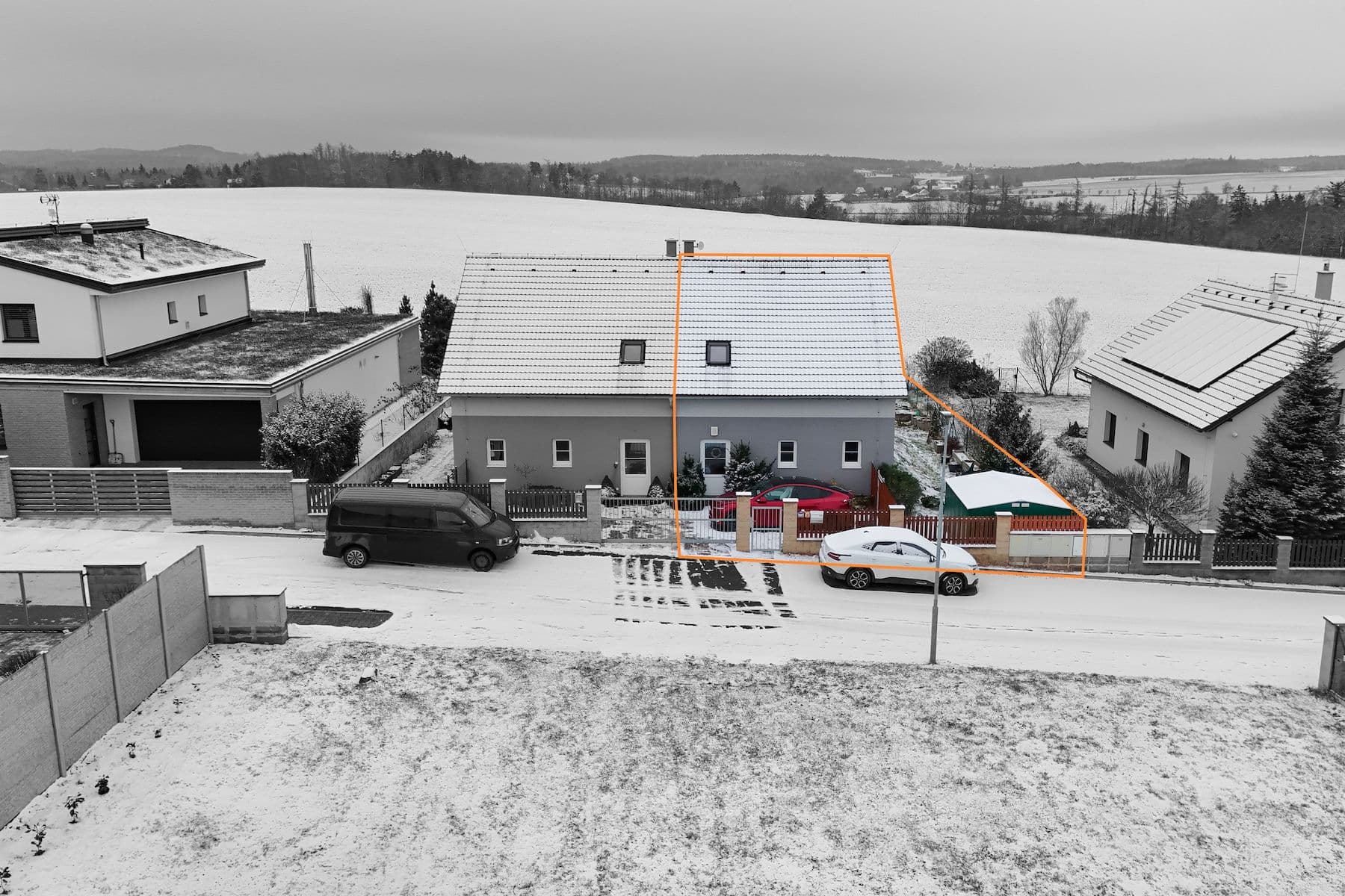 Predaj bytu 4-izbový 129 m², K Vidouši, Unhošť, Středočeský kraj Predaj bytu 4-izbový 129 m², K Vidouši, Unhošť, Středočeský kraj