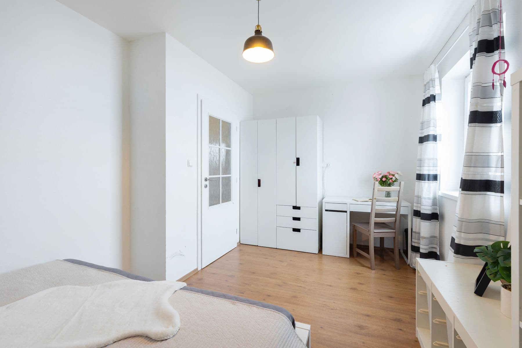 Predaj bytu 4-izbový 129 m², K Vidouši, Unhošť, Středočeský kraj Predaj bytu 4-izbový 129 m², K Vidouši, Unhošť, Středočeský kraj