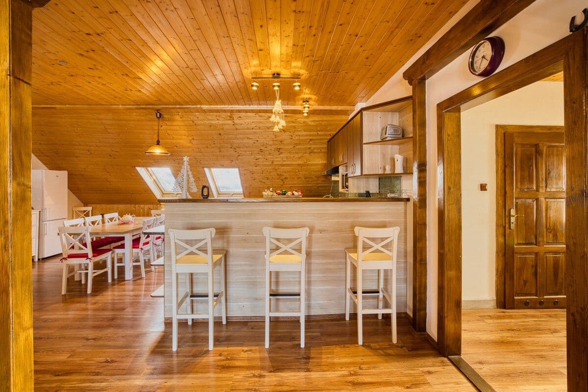 Prenájom bytu 120 m², Horní Lipová, Lipová-lázně, Olomoucký kraj Prenájom bytu 120 m², Horní Lipová, Lipová-lázně, Olomoucký kraj