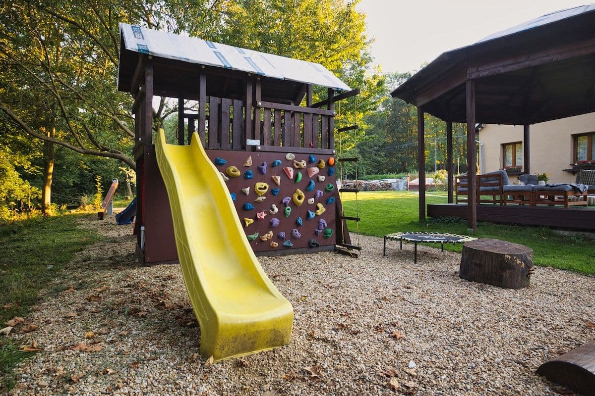 Prenájom bytu 120 m², Horní Lipová, Lipová-lázně, Olomoucký kraj Prenájom bytu 120 m², Horní Lipová, Lipová-lázně, Olomoucký kraj