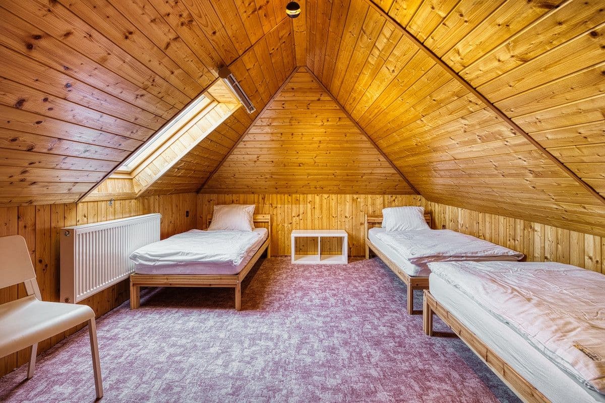 Prenájom bytu 120 m², Horní Lipová, Lipová-lázně, Olomoucký kraj Prenájom bytu 120 m², Horní Lipová, Lipová-lázně, Olomoucký kraj