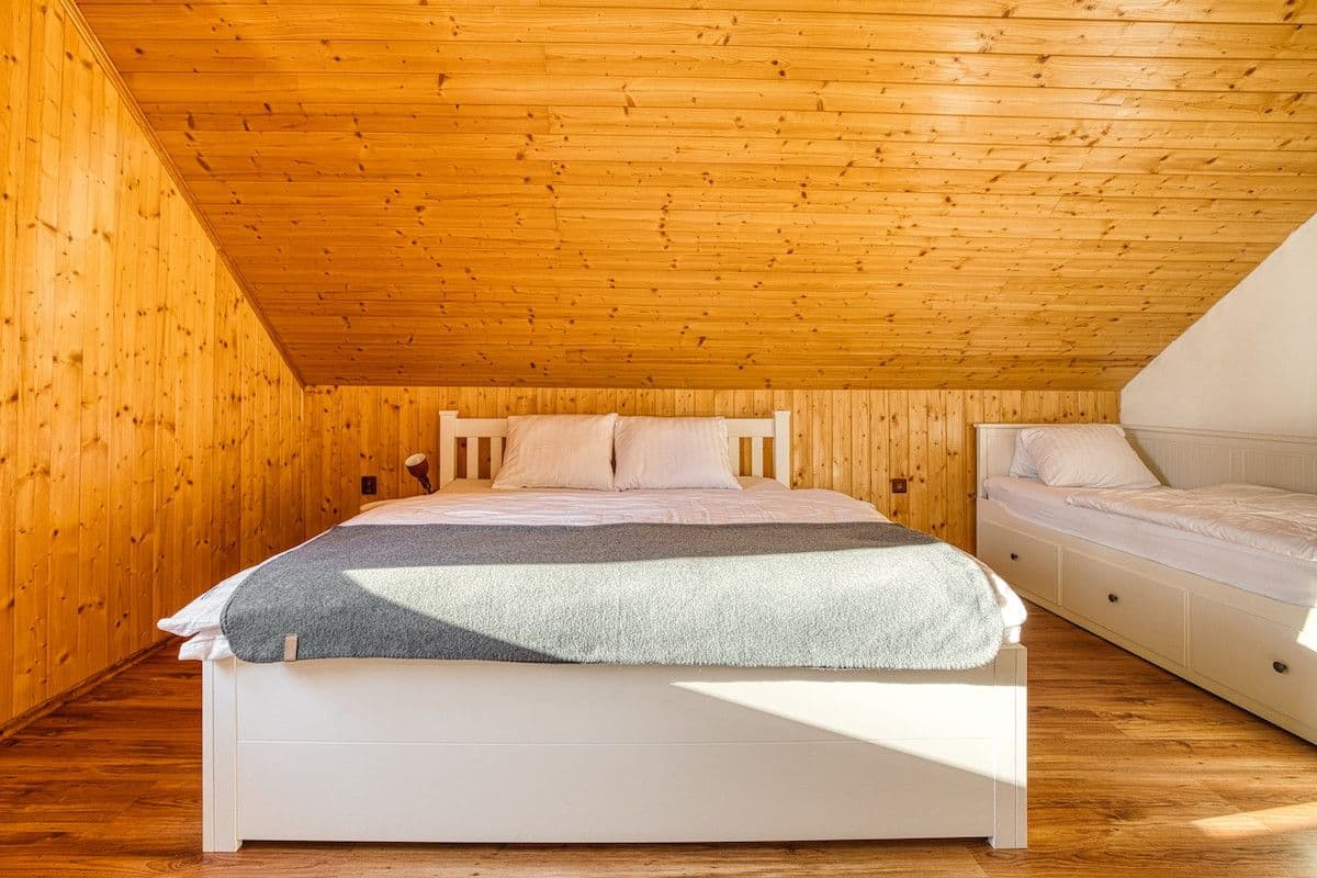 Prenájom bytu 120 m², Horní Lipová, Lipová-lázně, Olomoucký kraj Prenájom bytu 120 m², Horní Lipová, Lipová-lázně, Olomoucký kraj