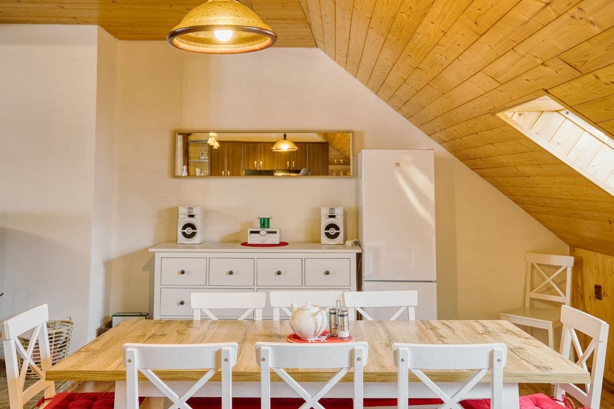 Prenájom bytu 120 m², Horní Lipová, Lipová-lázně, Olomoucký kraj Prenájom bytu 120 m², Horní Lipová, Lipová-lázně, Olomoucký kraj