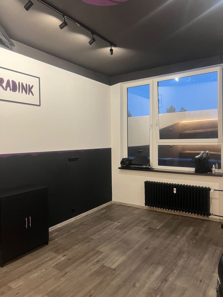 Prenájom nebytového priestoru 24 m², Rýmařovská, Praha, Praha Prenájom nebytového priestoru 24 m², Rýmařovská, Praha, Praha