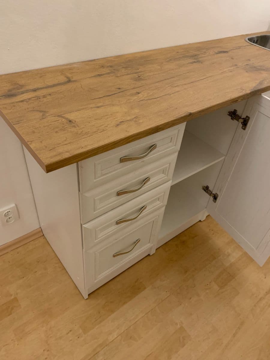 Prenájom bytu 1-izbový 27 m², Hartigova, Praha, Praha Prenájom bytu 1-izbový 27 m², Hartigova, Praha, Praha