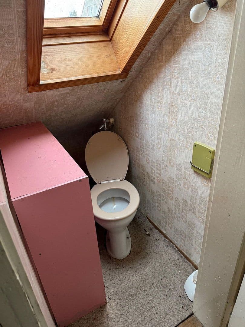 Predaj domu 199 m², pozemek 302 m², Weinstadt, Bádensko-Wurttembersko Predaj domu 199 m², pozemek 302 m², Weinstadt, Bádensko-Wurttembersko