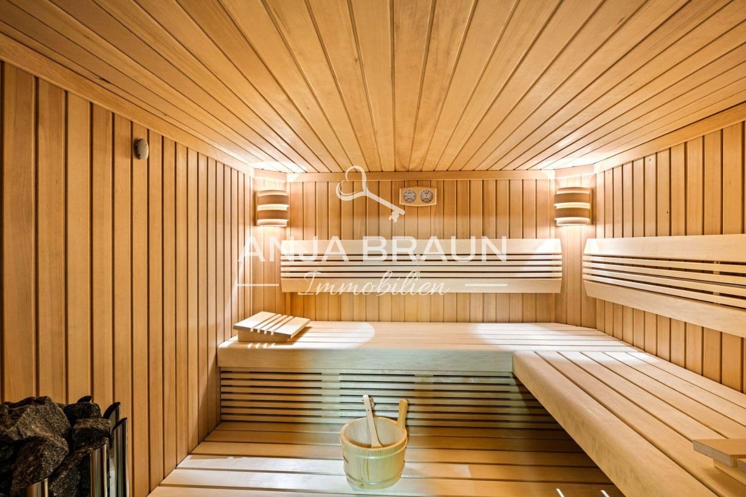 Prenájom domu 122 m², pozemek 150 m², Halstenbek, Šlezvicko-Holštajnsko Prenájom domu 122 m², pozemek 150 m², Halstenbek, Šlezvicko-Holštajnsko