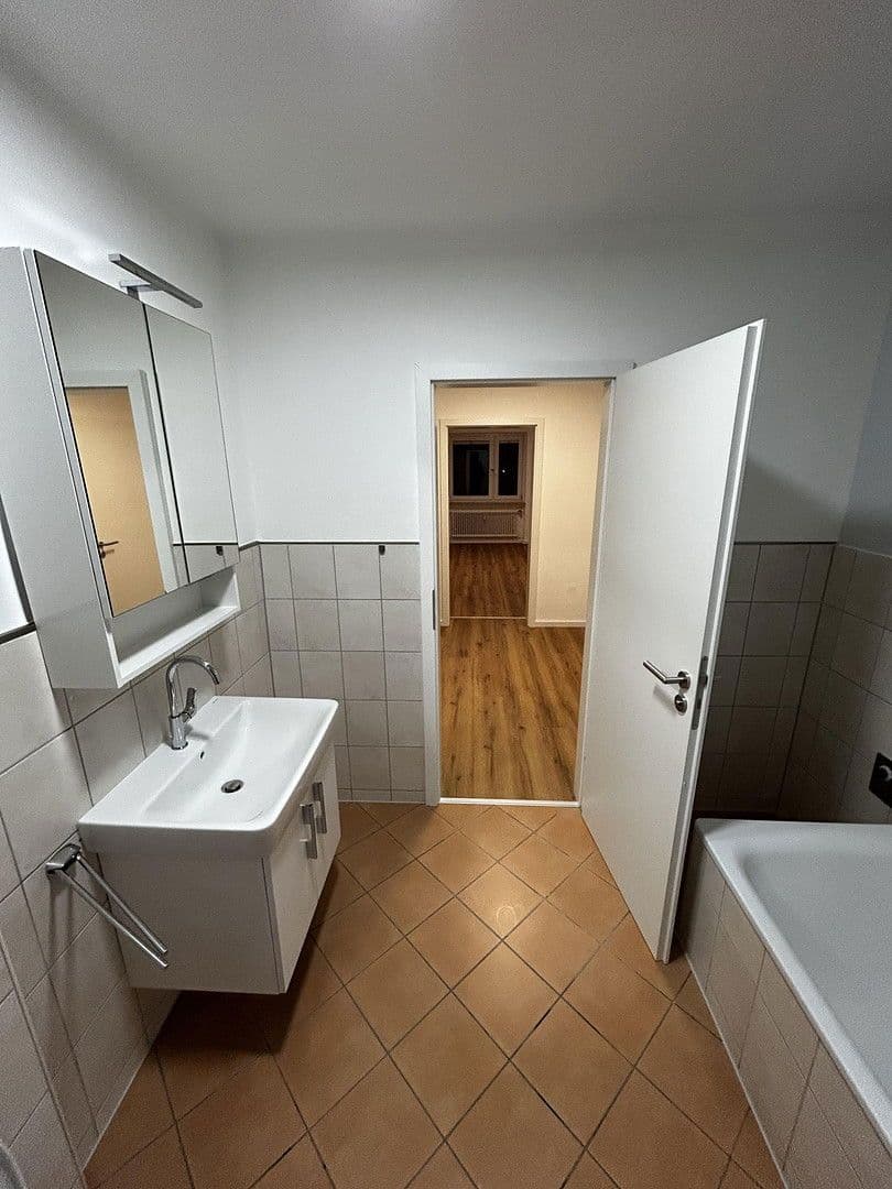 Prenájom bytu 2-izbový 63 m², Beethovenstraße 10, Baunatal, Hesensko Prenájom bytu 2-izbový 63 m², Beethovenstraße 10, Baunatal, Hesensko