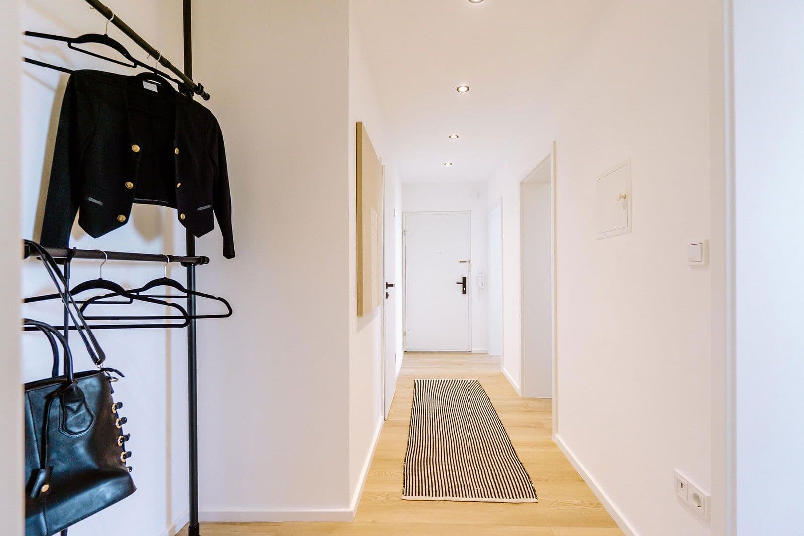 Predaj bytu 2-izbový 60 m², Germering, Bavorsko Predaj bytu 2-izbový 60 m², Germering, Bavorsko