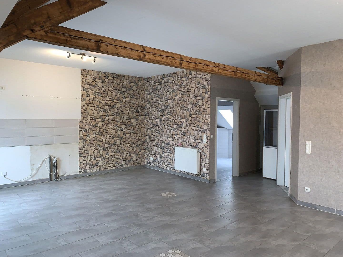 Prenájom bytu 2-izbový 70 m², Viersenerstr, Viersen, Severné Porýnie - Westfálsko Prenájom bytu 2-izbový 70 m², Viersenerstr, Viersen, Severné Porýnie - Westfálsko