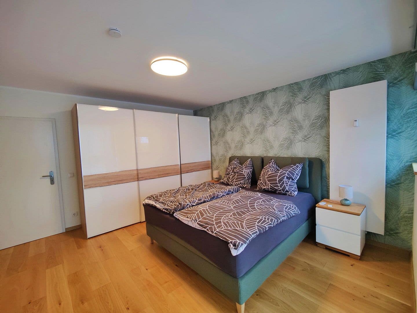 Prenájom bytu 3-izbový 105 m², Am Golfplatz 1, Mittenwalde, Brandenbursko Prenájom bytu 3-izbový 105 m², Am Golfplatz 1, Mittenwalde, Brandenbursko