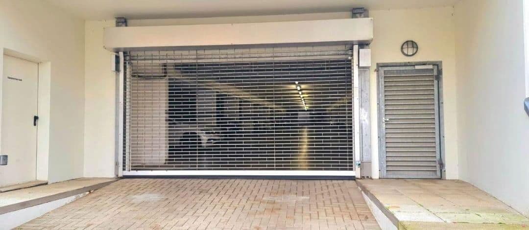 Prenájom domu 135 m², pozemek 156 m², Ratingen, Severné Porýnie - Westfálsko Prenájom domu 135 m², pozemek 156 m², Ratingen, Severné Porýnie - Westfálsko