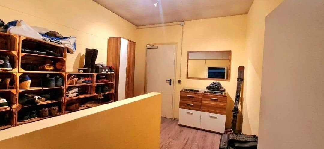 Prenájom domu 135 m², pozemek 156 m², Ratingen, Severné Porýnie - Westfálsko Prenájom domu 135 m², pozemek 156 m², Ratingen, Severné Porýnie - Westfálsko