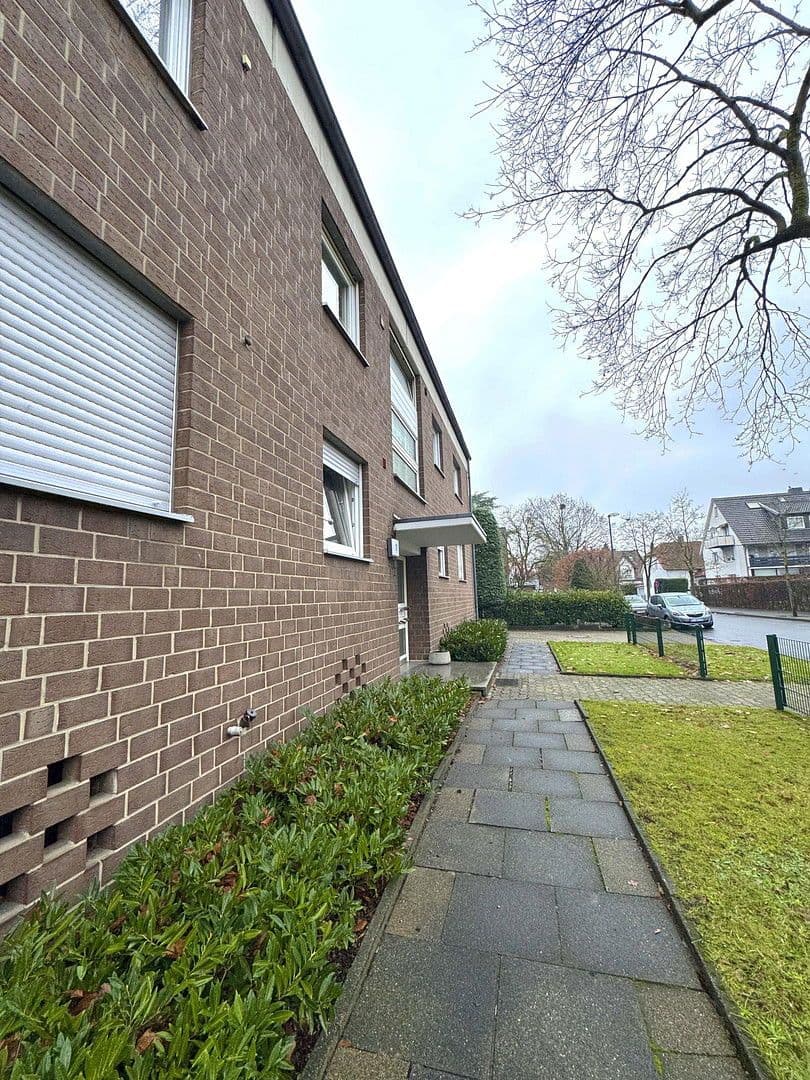 Predaj domu 500 m², pozemek 1.013 m², Gütersloh, Severné Porýnie - Westfálsko Predaj domu 500 m², pozemek 1.013 m², Gütersloh, Severné Porýnie - Westfálsko