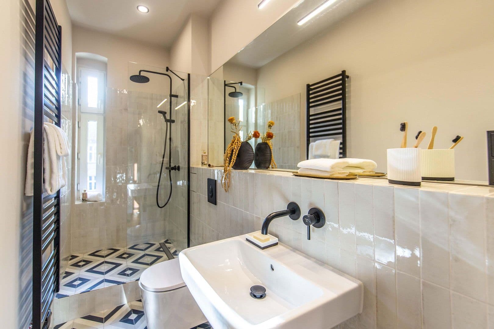 Predaj bytu 2-izbový 45 m², Winsstraße 0, Berlin, Berlín Predaj bytu 2-izbový 45 m², Winsstraße 0, Berlin, Berlín