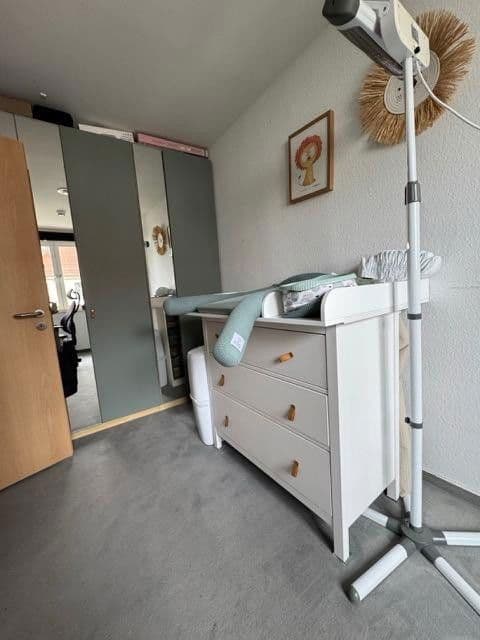 Prenájom bytu 3-izbový 62 m², Kleine Alexanderstraße 12, Berlin, Berlín Prenájom bytu 3-izbový 62 m², Kleine Alexanderstraße 12, Berlin, Berlín