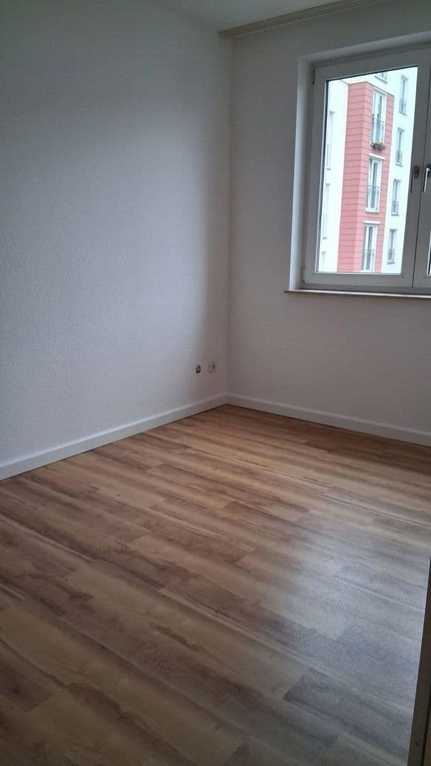 Prenájom bytu 3-izbový 62 m², Kleine Alexanderstraße 12, Berlin, Berlín Prenájom bytu 3-izbový 62 m², Kleine Alexanderstraße 12, Berlin, Berlín