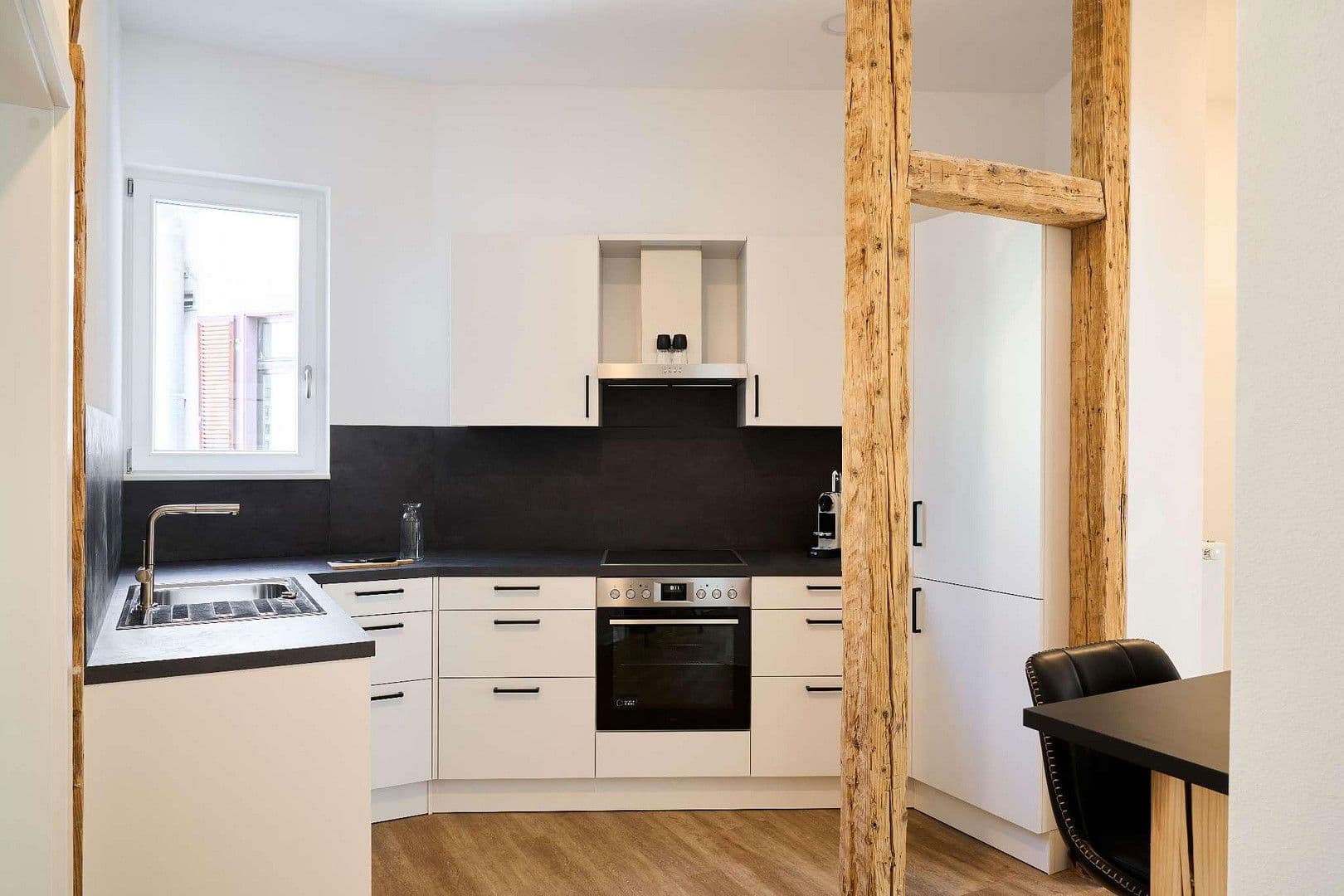 Prenájom bytu 4-izbový 84 m², Offenburg, Bádensko-Wurttembersko Prenájom bytu 4-izbový 84 m², Offenburg, Bádensko-Wurttembersko