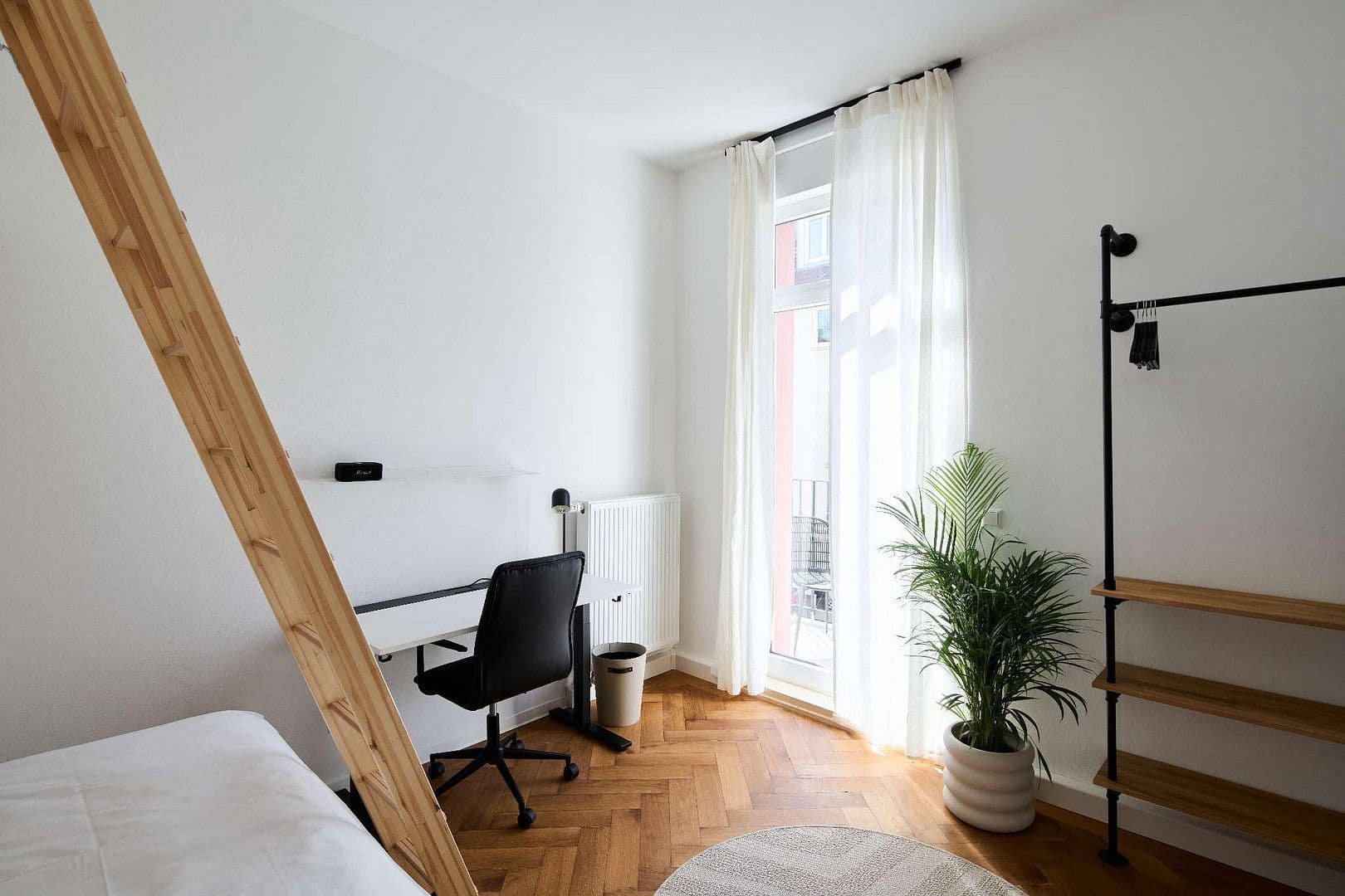 Prenájom bytu 4-izbový 84 m², Offenburg, Bádensko-Wurttembersko Prenájom bytu 4-izbový 84 m², Offenburg, Bádensko-Wurttembersko