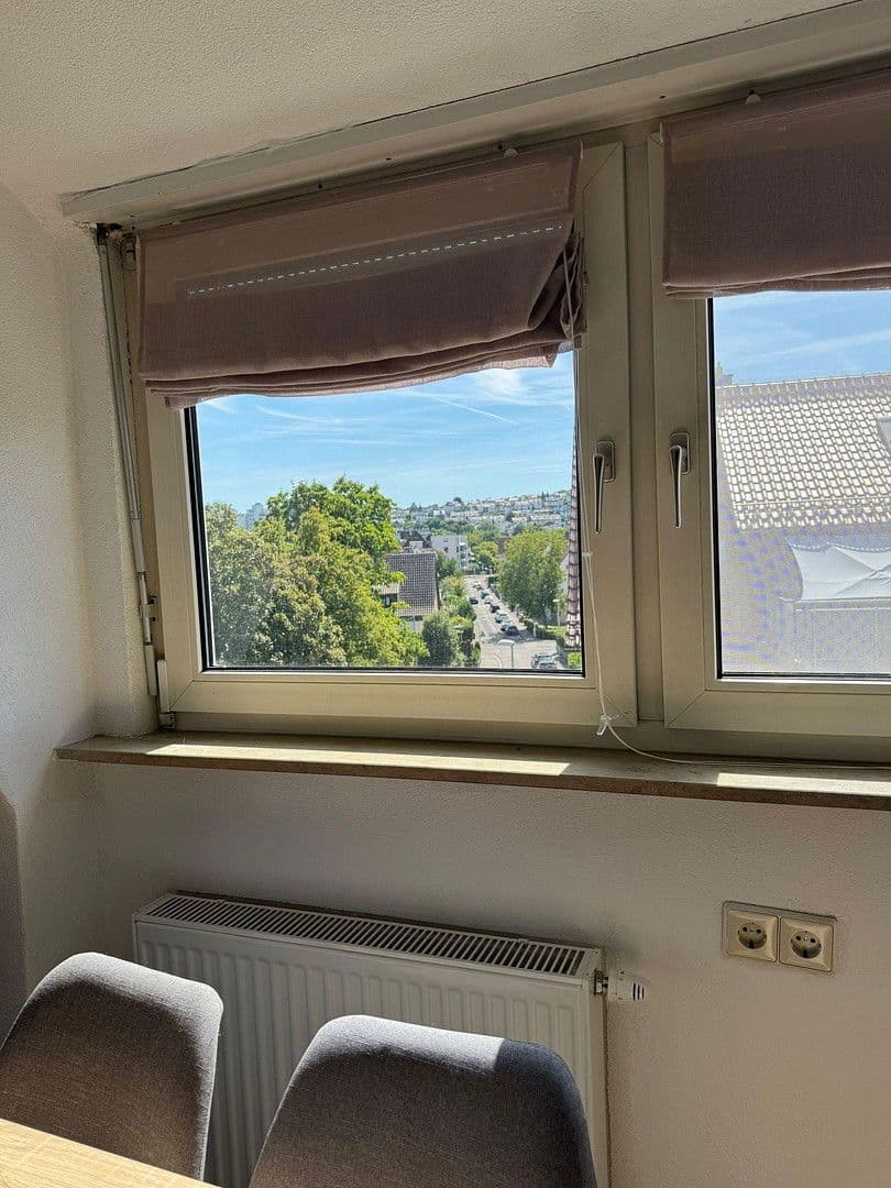 Prenájom bytu 2-izbový 52 m², Stuttgart, Bádensko-Wurttembersko Prenájom bytu 2-izbový 52 m², Stuttgart, Bádensko-Wurttembersko