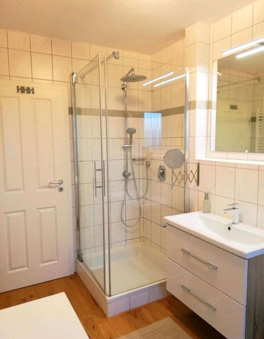 Predaj bytu 3-izbový 120 m², Zeitlarn, Bavorsko Predaj bytu 3-izbový 120 m², Zeitlarn, Bavorsko