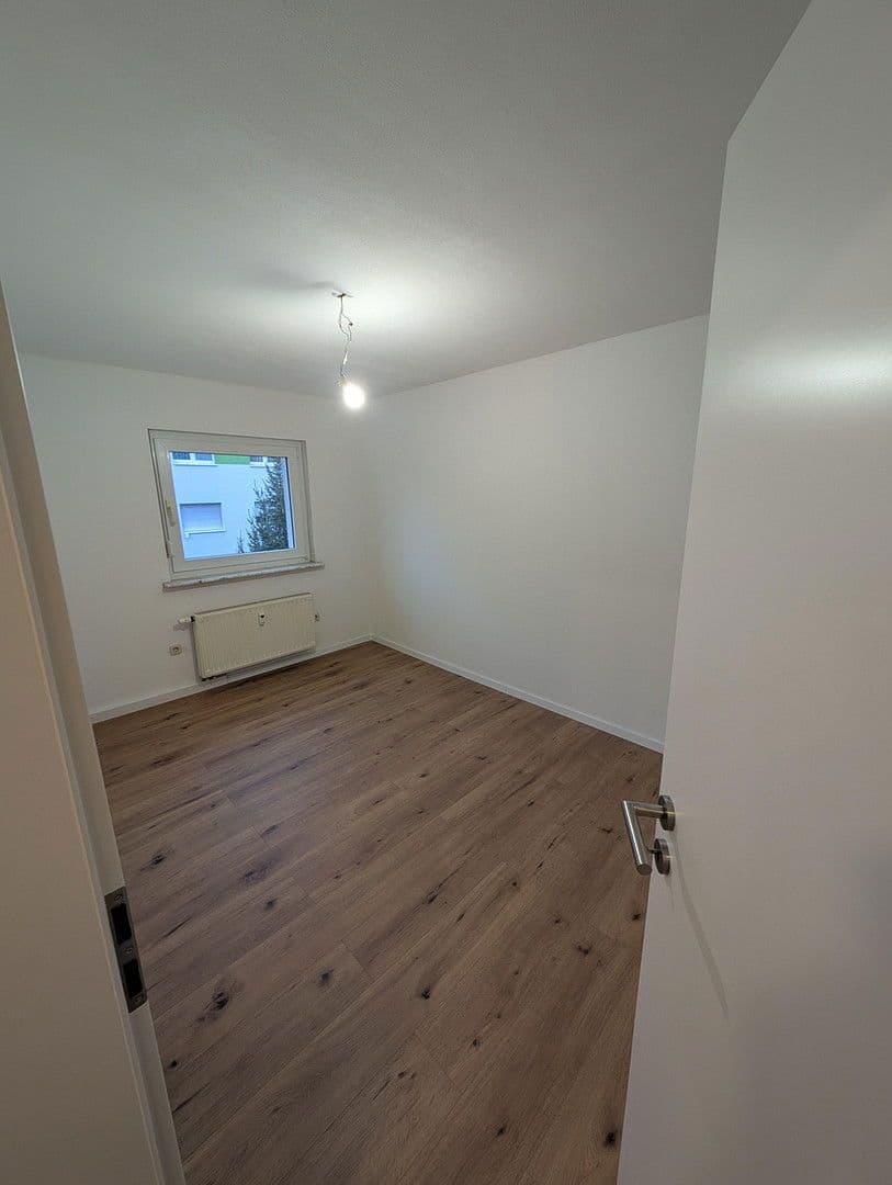 Prenájom bytu 3-izbový 65 m², Sonnenhalde 2, Bühlertann, Bádensko-Wurttembersko Prenájom bytu 3-izbový 65 m², Sonnenhalde 2, Bühlertann, Bádensko-Wurttembersko