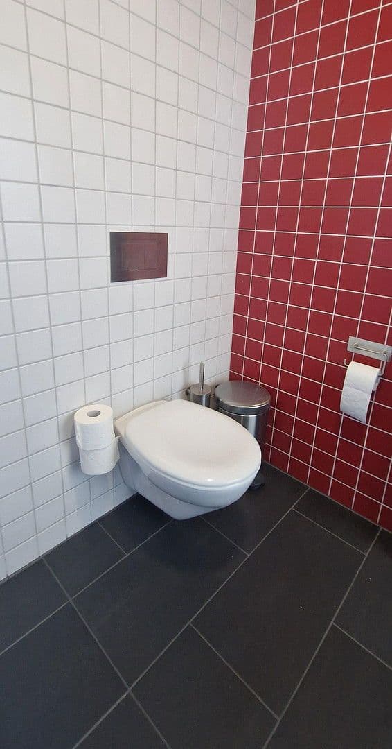 Prenájom kancelárie 380 m², Dieselstr. 10, Ditzingen, Bádensko-Wurttembersko Prenájom kancelárie 380 m², Dieselstr. 10, Ditzingen, Bádensko-Wurttembersko