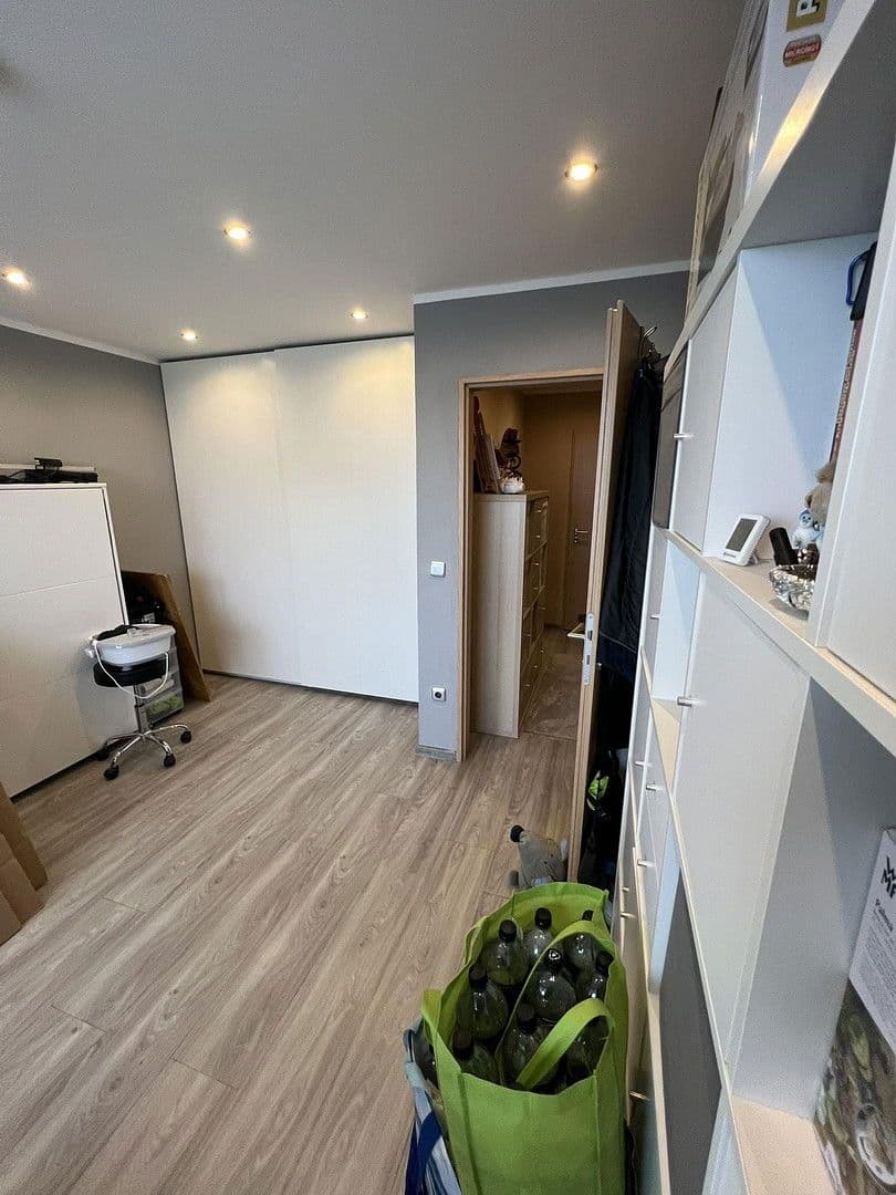 Prenájom bytu 4-izbový 107 m², Froschlache 19, Ludwigshafen-Friesenheim, Porýnie-Falcko Prenájom bytu 4-izbový 107 m², Froschlache 19, Ludwigshafen-Friesenheim, Porýnie-Falcko