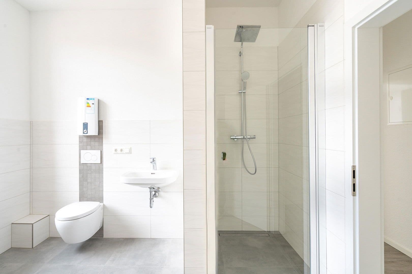 Prenájom bytu 3-izbový 93 m², Koblenzer Strasse 41, Bingen am Rhein, Porýnie-Falcko Prenájom bytu 3-izbový 93 m², Koblenzer Strasse 41, Bingen am Rhein, Porýnie-Falcko