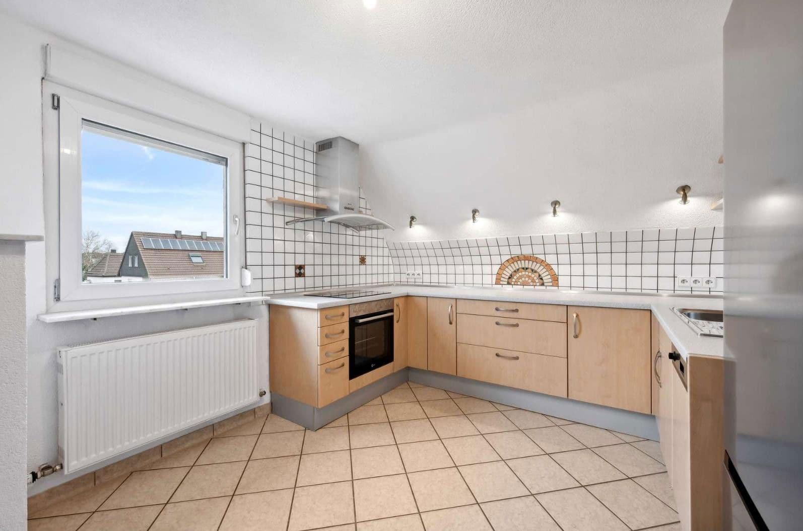 Prenájom bytu 3-izbový 85 m², Friedrich-Ebert-Straße 3, Neckarsulm, Bádensko-Wurttembersko Prenájom bytu 3-izbový 85 m², Friedrich-Ebert-Straße 3, Neckarsulm, Bádensko-Wurttembersko