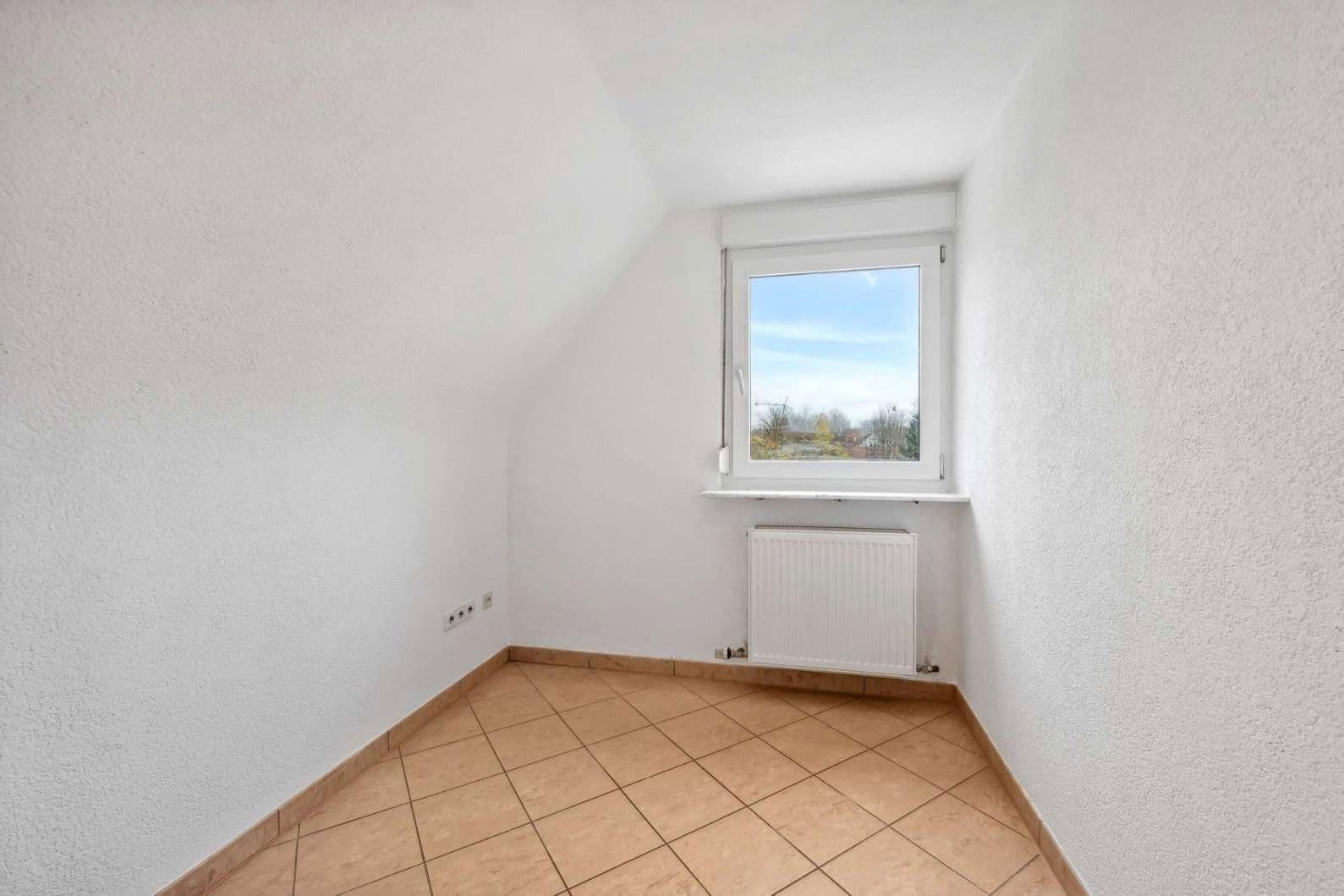 Prenájom bytu 3-izbový 85 m², Friedrich-Ebert-Straße 3, Neckarsulm, Bádensko-Wurttembersko Prenájom bytu 3-izbový 85 m², Friedrich-Ebert-Straße 3, Neckarsulm, Bádensko-Wurttembersko