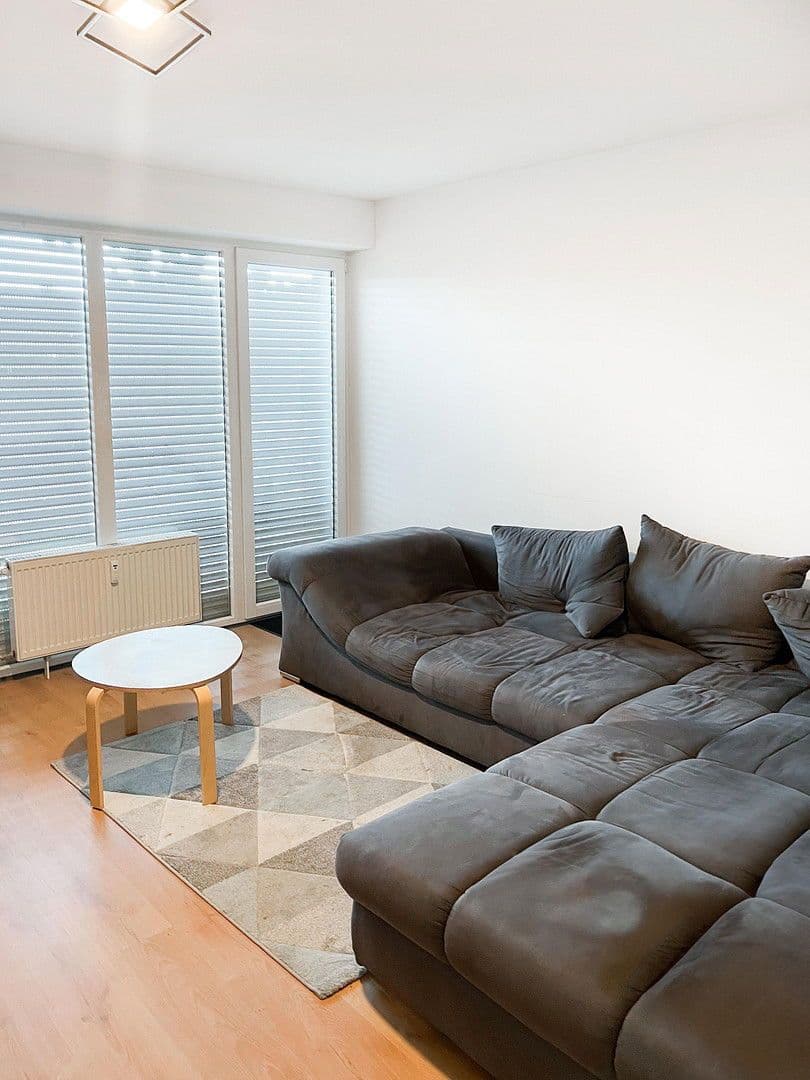 Prenájom bytu 3-izbový 72 m², Goethestr. 4, Eisenberg (Pfalz), Porýnie-Falcko Prenájom bytu 3-izbový 72 m², Goethestr. 4, Eisenberg (Pfalz), Porýnie-Falcko