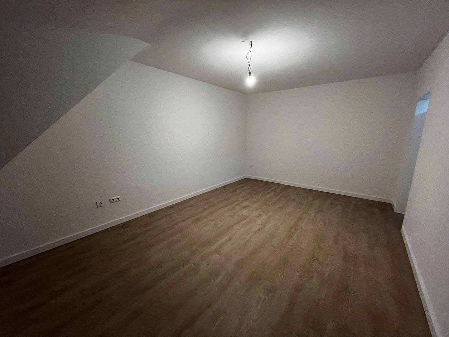 Prenájom bytu 3-izbový 47 m², Friedrich-Garves-Straße 5, Bremen, Brémy Prenájom bytu 3-izbový 47 m², Friedrich-Garves-Straße 5, Bremen, Brémy