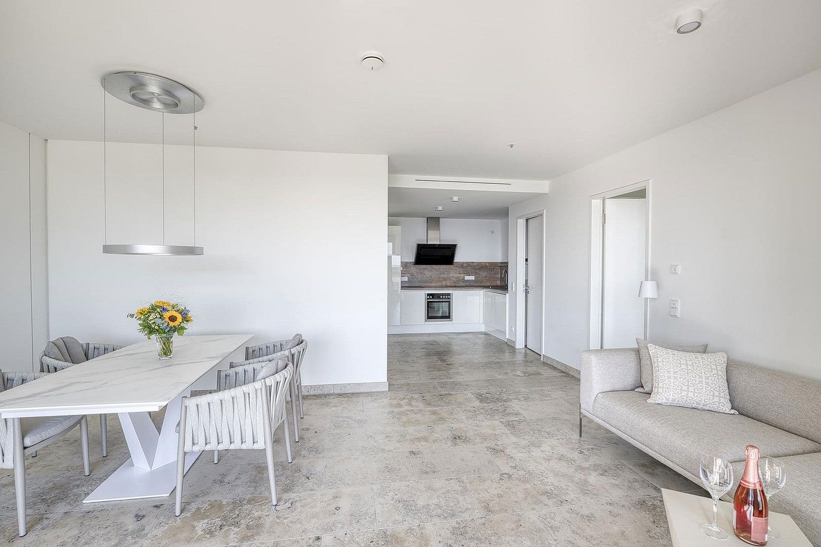 Predaj bytu 2-izbový 74 m², Hainer Weg 60, Frankfurt, Hesensko Predaj bytu 2-izbový 74 m², Hainer Weg 60, Frankfurt, Hesensko