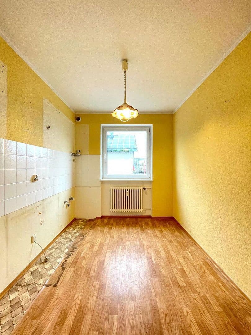 Prenájom bytu 3-izbový 74 m², Bürger-Meister-Diehl Str. 29, Eisenberg (Pfalz), Porýnie-Falcko Prenájom bytu 3-izbový 74 m², Bürger-Meister-Diehl Str. 29, Eisenberg (Pfalz), Porýnie-Falcko