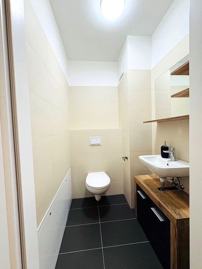 Predaj bytu 4-izbový 97 m², Wien, Viedeň Predaj bytu 4-izbový 97 m², Wien, Viedeň