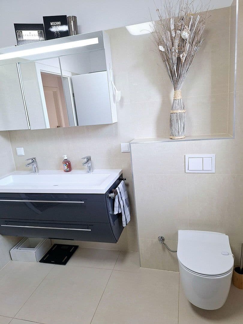 Predaj domu 136 m², pozemek 283 m², Wöllersdorf, Dolné Rakúsko Predaj domu 136 m², pozemek 283 m², Wöllersdorf, Dolné Rakúsko