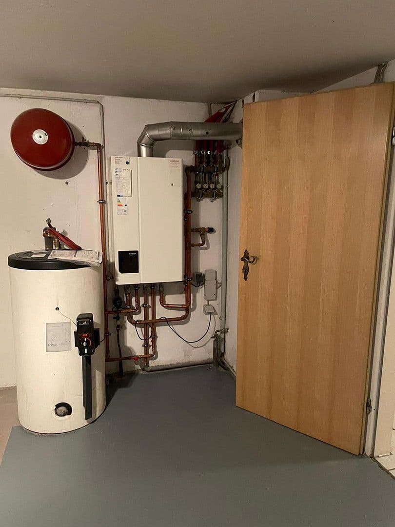 Predaj domu 146 m², pozemek 246 m², Königsberger Strasse 47, Bad Dürrheim, Bádensko-Wurttembersko Predaj domu 146 m², pozemek 246 m², Königsberger Strasse 47, Bad Dürrheim, Bádensko-Wurttembersko