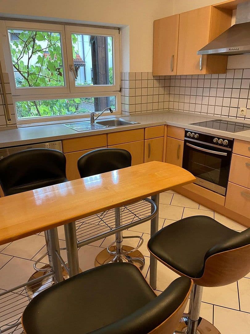 Predaj domu 146 m², pozemek 246 m², Königsberger Strasse 47, Bad Dürrheim, Bádensko-Wurttembersko Predaj domu 146 m², pozemek 246 m², Königsberger Strasse 47, Bad Dürrheim, Bádensko-Wurttembersko