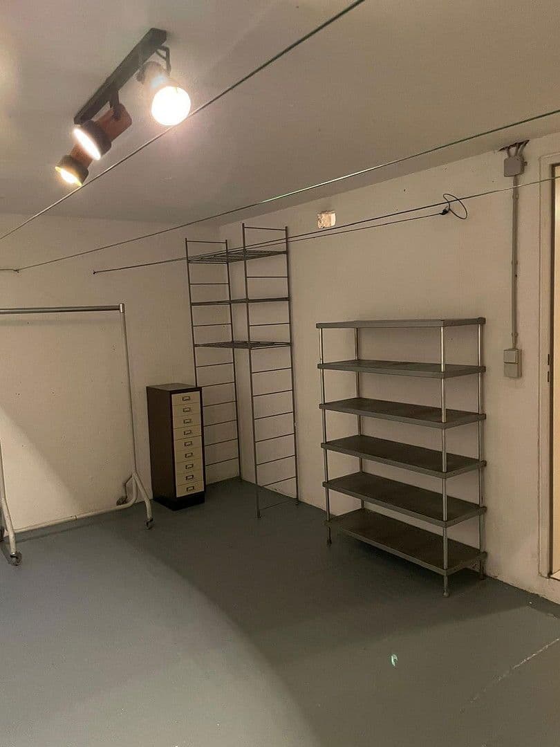 Predaj domu 146 m², pozemek 246 m², Königsberger Strasse 47, Bad Dürrheim, Bádensko-Wurttembersko Predaj domu 146 m², pozemek 246 m², Königsberger Strasse 47, Bad Dürrheim, Bádensko-Wurttembersko