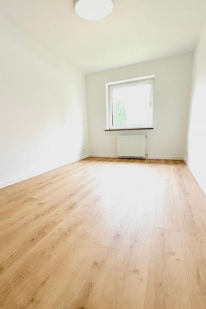 Predaj bytu 3-izbový 77 m², Treptower Strassse 92, Hamburg, Hamburg Predaj bytu 3-izbový 77 m², Treptower Strassse 92, Hamburg, Hamburg