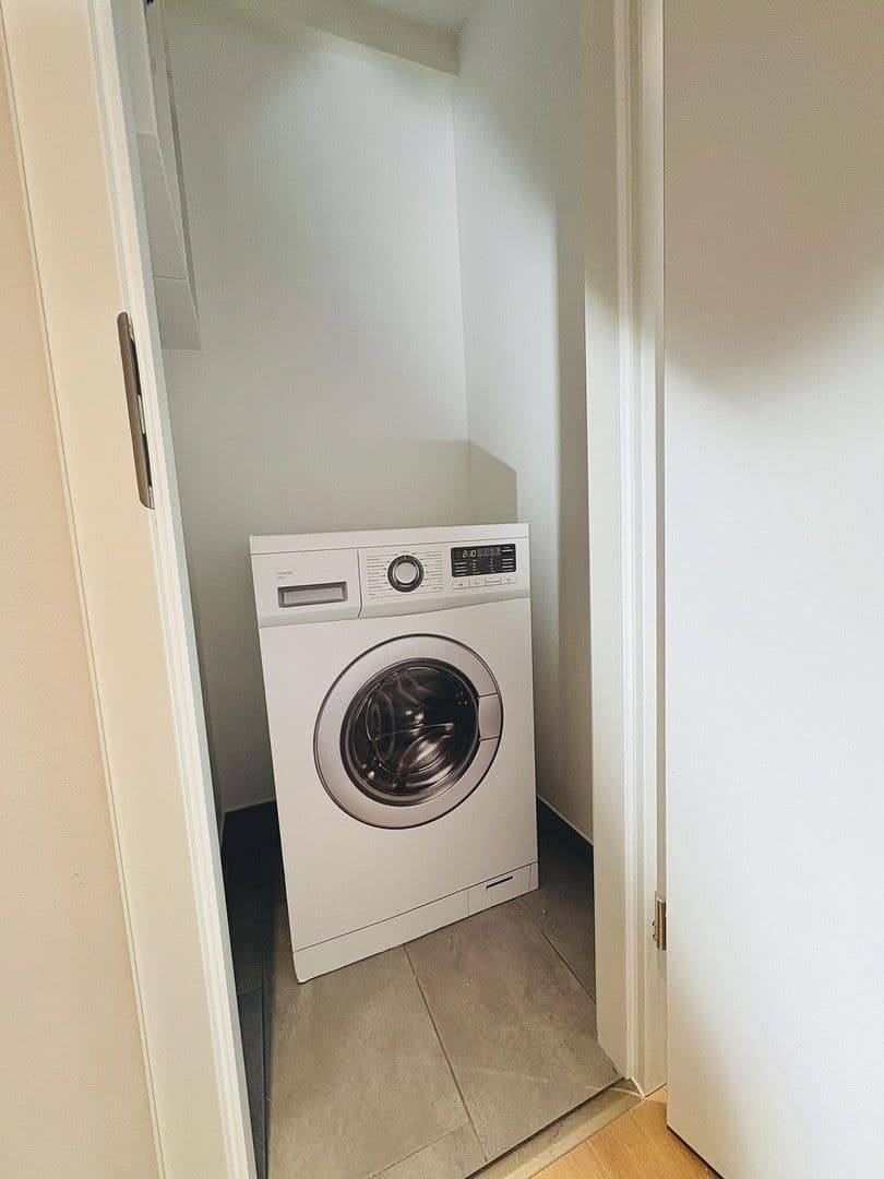 Predaj bytu 3-izbový 77 m², Treptower Strassse 92, Hamburg, Hamburg Predaj bytu 3-izbový 77 m², Treptower Strassse 92, Hamburg, Hamburg