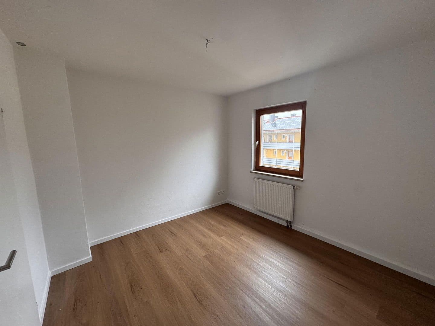 Prenájom bytu 3-izbový 70 m², Vogelherdstr. 44, Zirndorf, Bavorsko Prenájom bytu 3-izbový 70 m², Vogelherdstr. 44, Zirndorf, Bavorsko