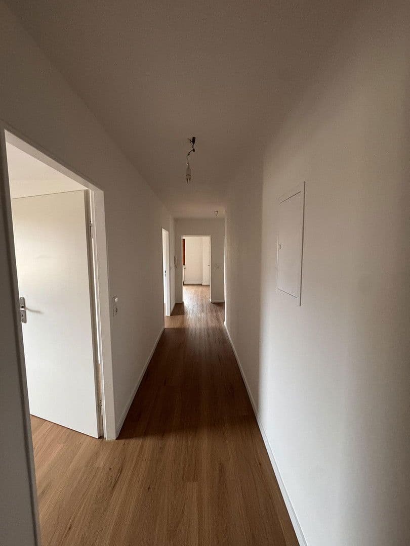 Prenájom bytu 3-izbový 70 m², Vogelherdstr. 44, Zirndorf, Bavorsko Prenájom bytu 3-izbový 70 m², Vogelherdstr. 44, Zirndorf, Bavorsko