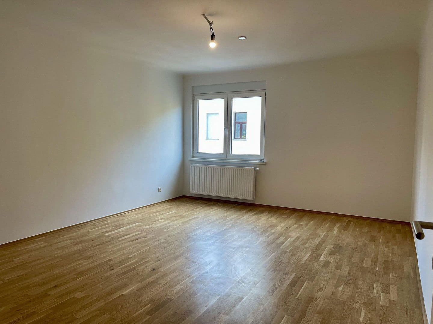 Prenájom bytu 3-izbový 68 m², Rainergasse 7, Wien, Viedeň Prenájom bytu 3-izbový 68 m², Rainergasse 7, Wien, Viedeň