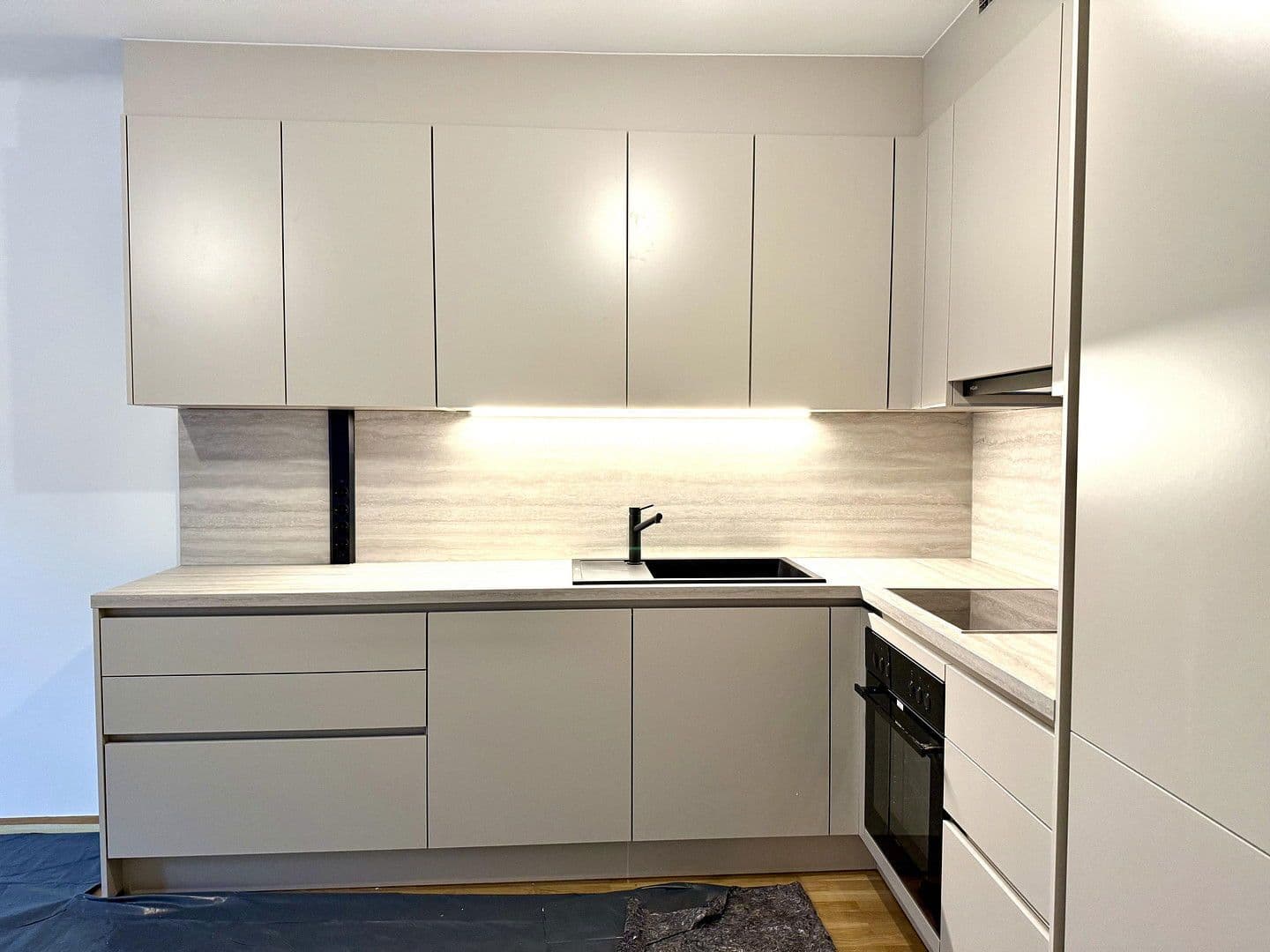 Prenájom bytu 3-izbový 68 m², Rainergasse 7, Wien, Viedeň Prenájom bytu 3-izbový 68 m², Rainergasse 7, Wien, Viedeň