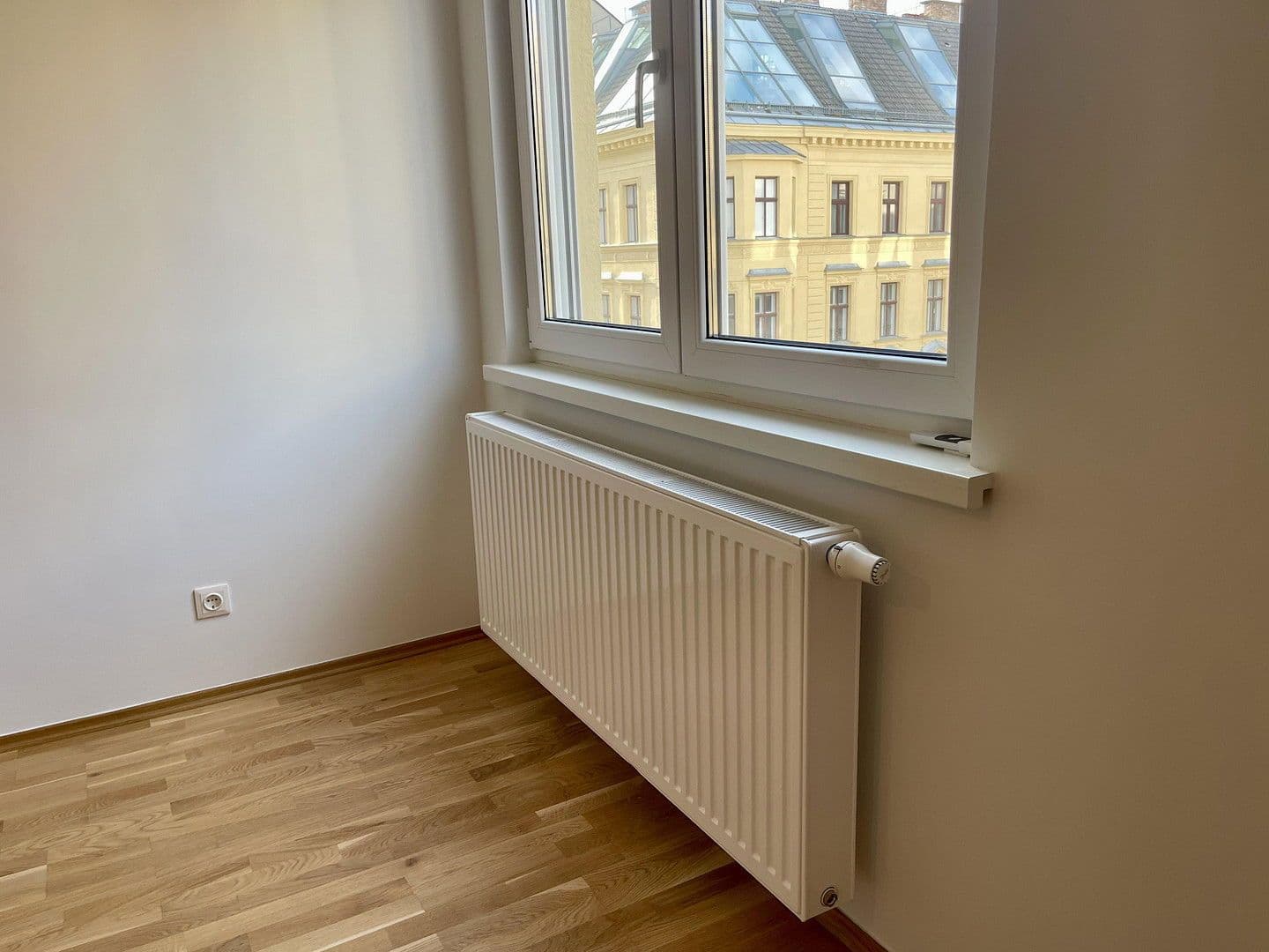 Prenájom bytu 3-izbový 68 m², Rainergasse 7, Wien, Viedeň Prenájom bytu 3-izbový 68 m², Rainergasse 7, Wien, Viedeň