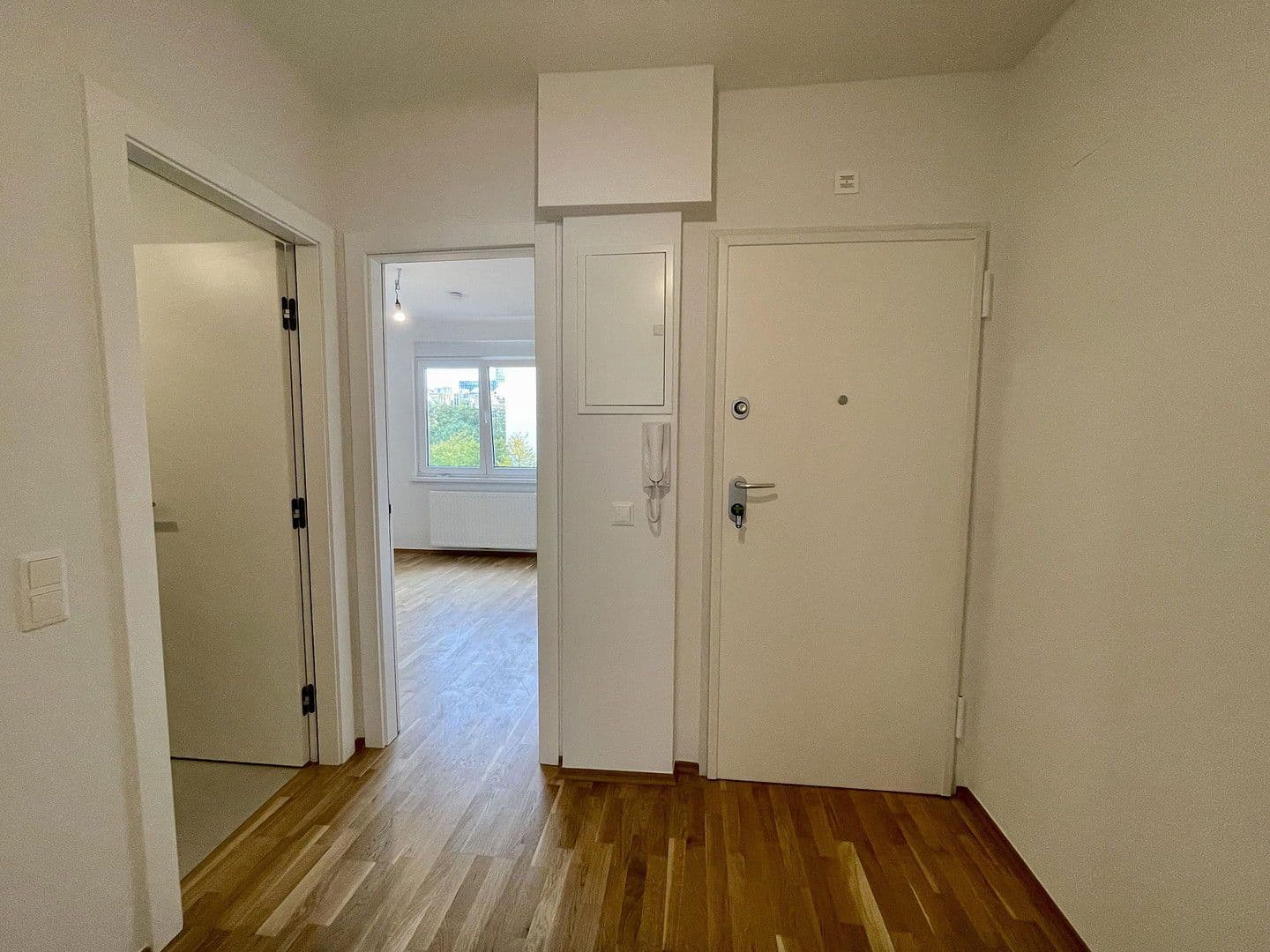 Prenájom bytu 3-izbový 68 m², Rainergasse 7, Wien, Viedeň Prenájom bytu 3-izbový 68 m², Rainergasse 7, Wien, Viedeň