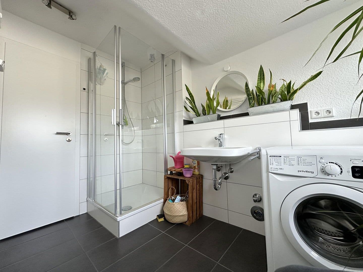 Prenájom bytu 2-izbový 49 m², Rennbaumstraße 114, Leverkusen, Severné Porýnie - Westfálsko Prenájom bytu 2-izbový 49 m², Rennbaumstraße 114, Leverkusen, Severné Porýnie - Westfálsko